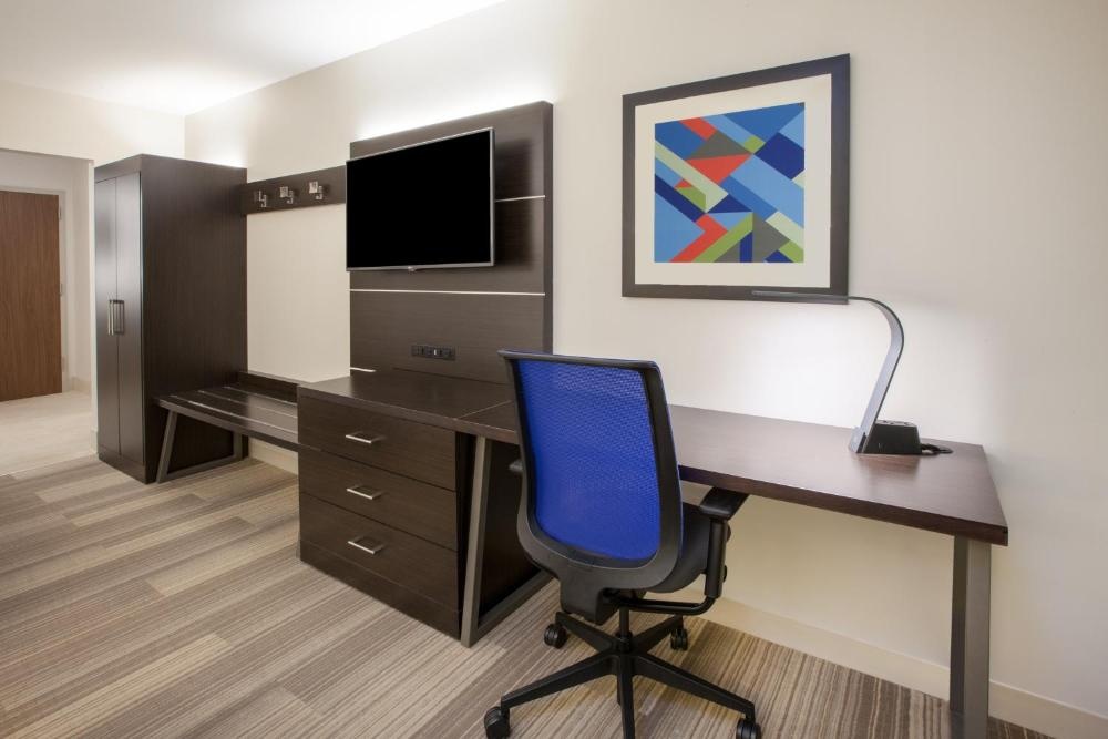 Holiday Inn Express & Suites Asheville Downtown by IHG Image 28